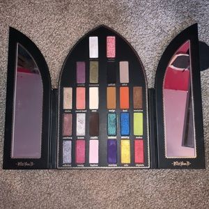 Kat Von D Saint and Sinner Palette
